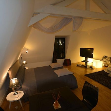Maison d'hôtes Les Coudreaux Rueil-Malmaison Extérieur photo