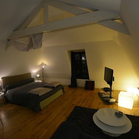 Maison d'hôtes Les Coudreaux Rueil-Malmaison Extérieur photo