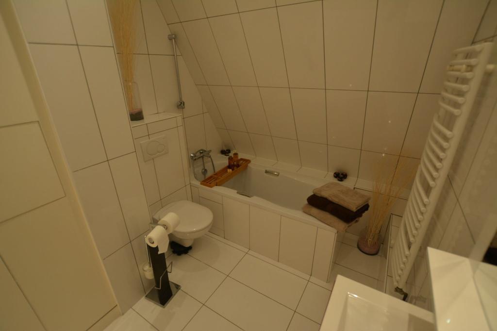 Maison d'hôtes Les Coudreaux Rueil-Malmaison Extérieur photo