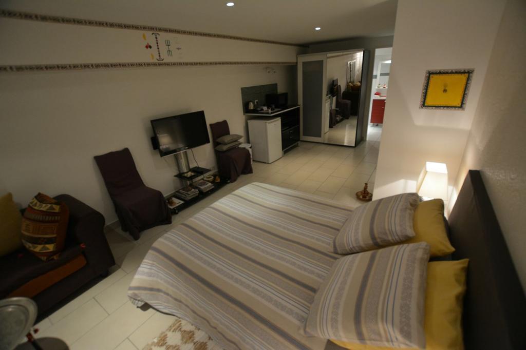 Maison d'hôtes Les Coudreaux Rueil-Malmaison Extérieur photo