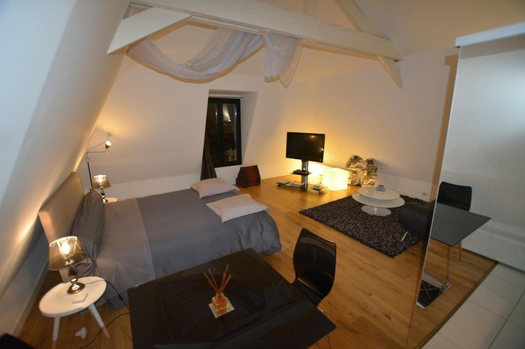 Maison d'hôtes Les Coudreaux Rueil-Malmaison Extérieur photo