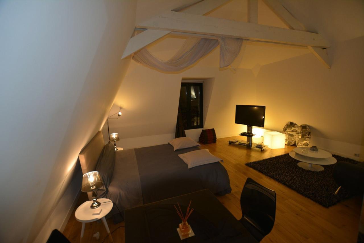 Maison d'hôtes Les Coudreaux Rueil-Malmaison Extérieur photo